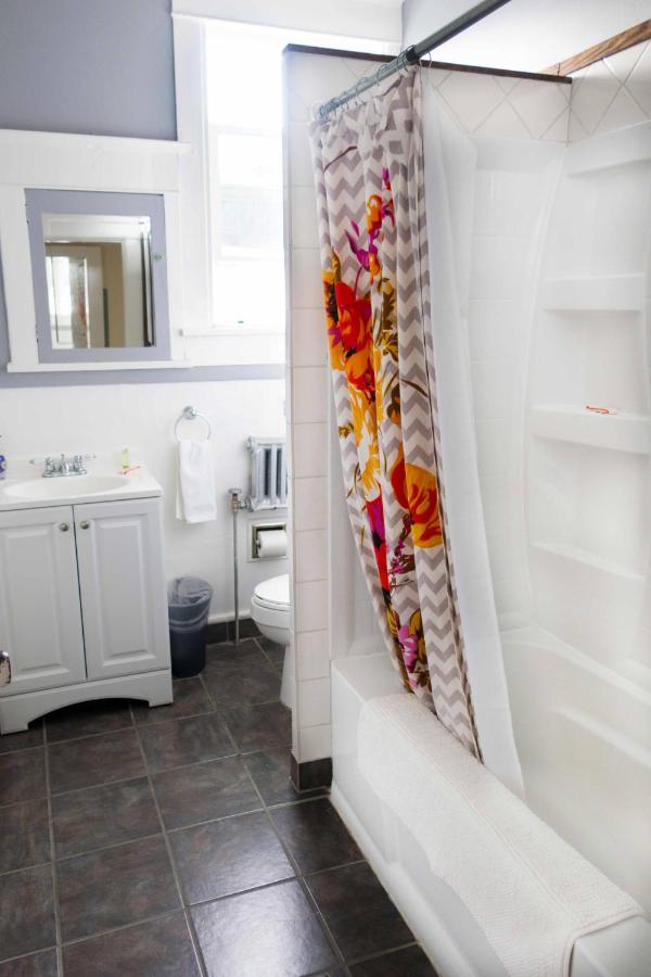 | Sauerdough Lodging