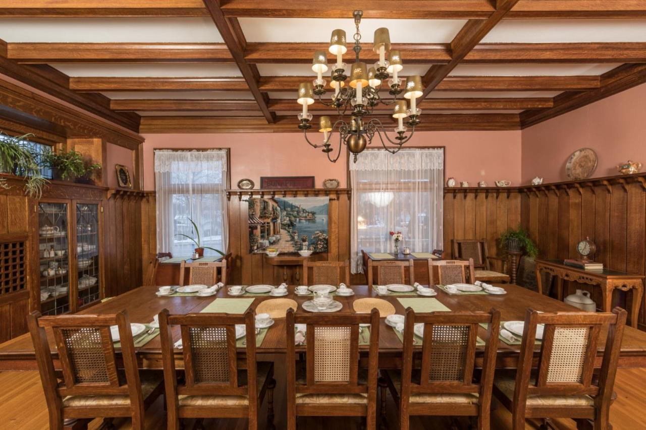 | Ringling House Bed & Breakfast