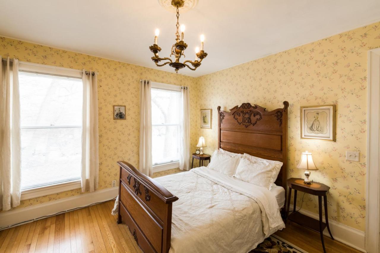 | Ringling House Bed & Breakfast