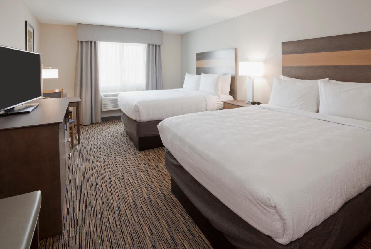 | GrandStay Hotel & Suites