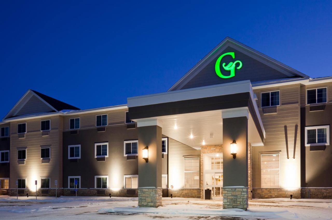 | GrandStay Hotel & Suites