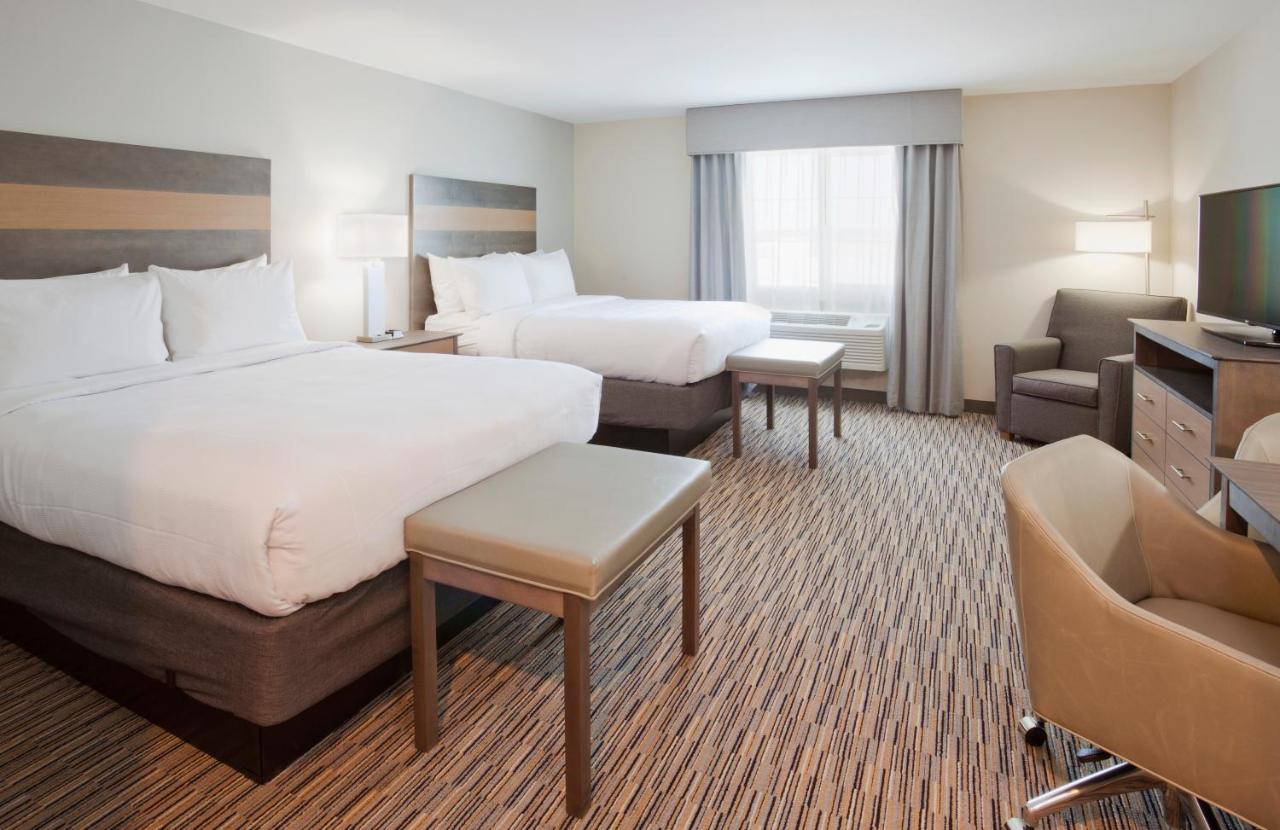 | GrandStay Hotel & Suites
