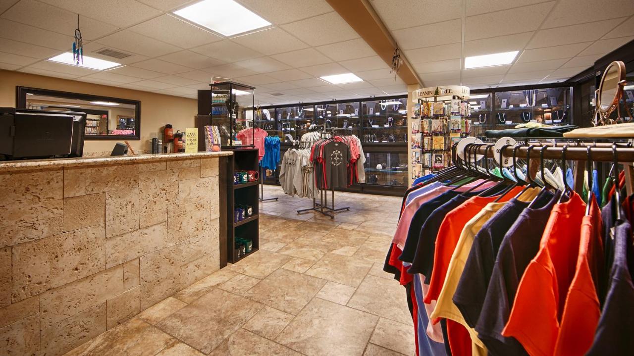 | Best Western Plus Raton Hotel