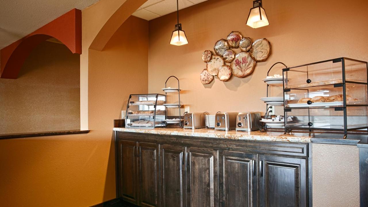  | Best Western Plus Raton Hotel