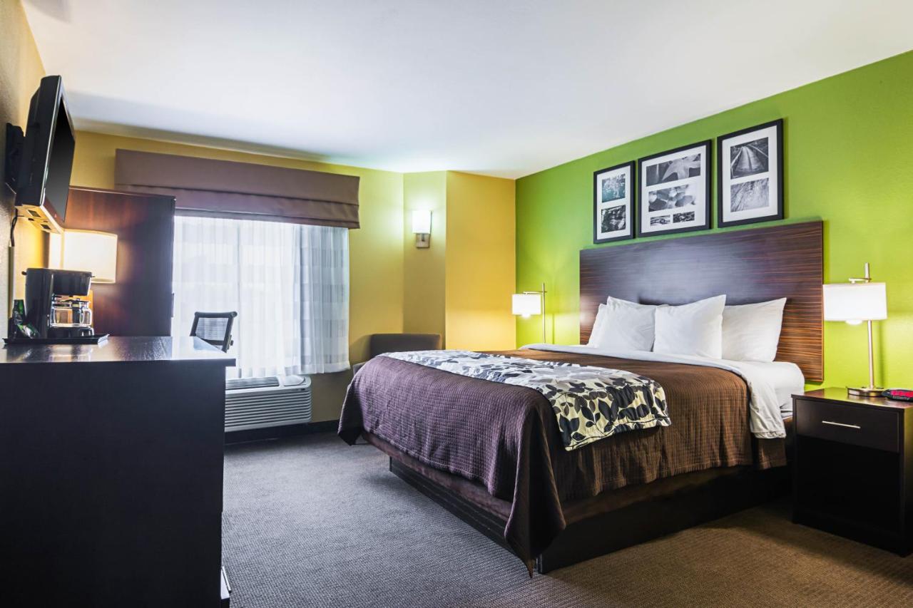 King Room - Non-Smoking at Spark by Hilton Oxford