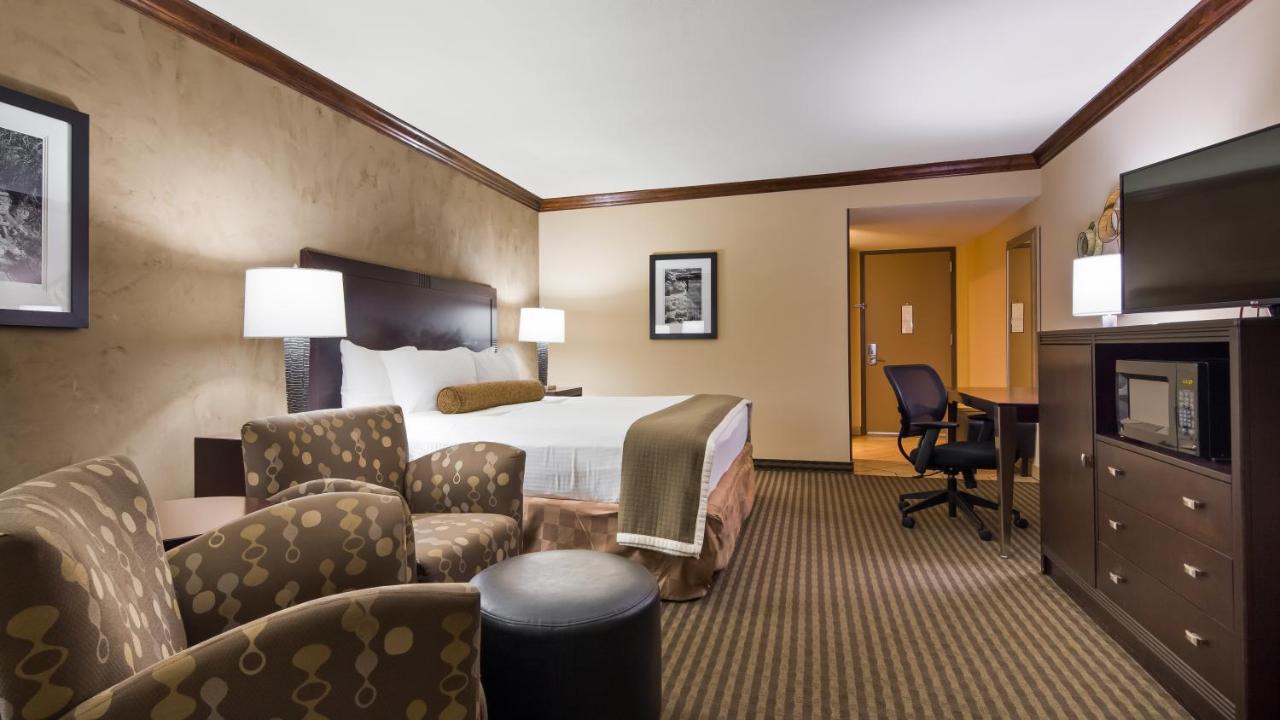  | Best Western Plus Raton Hotel