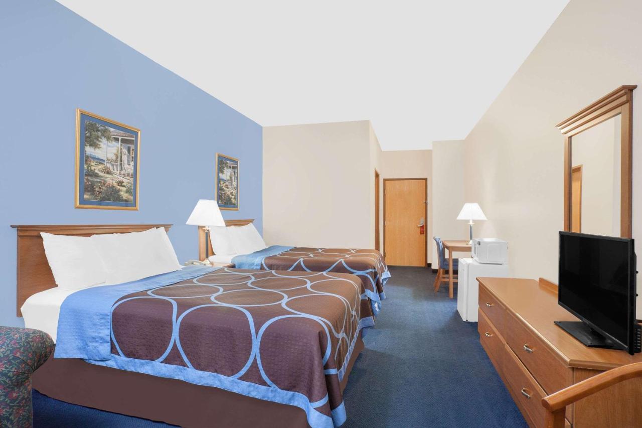 | Super 8 by Wyndham Cobleskill NY