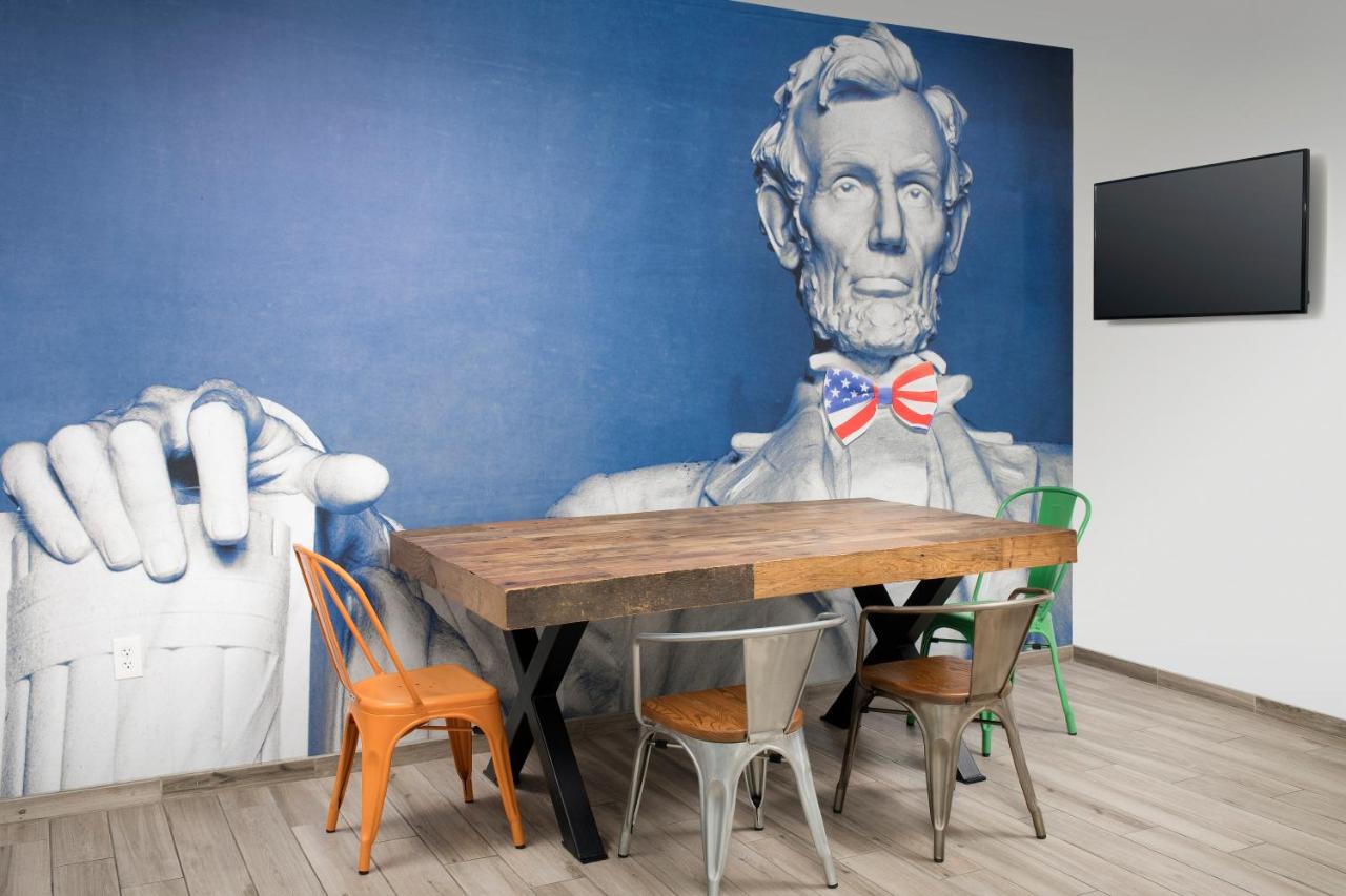  | Ivy City Hotel