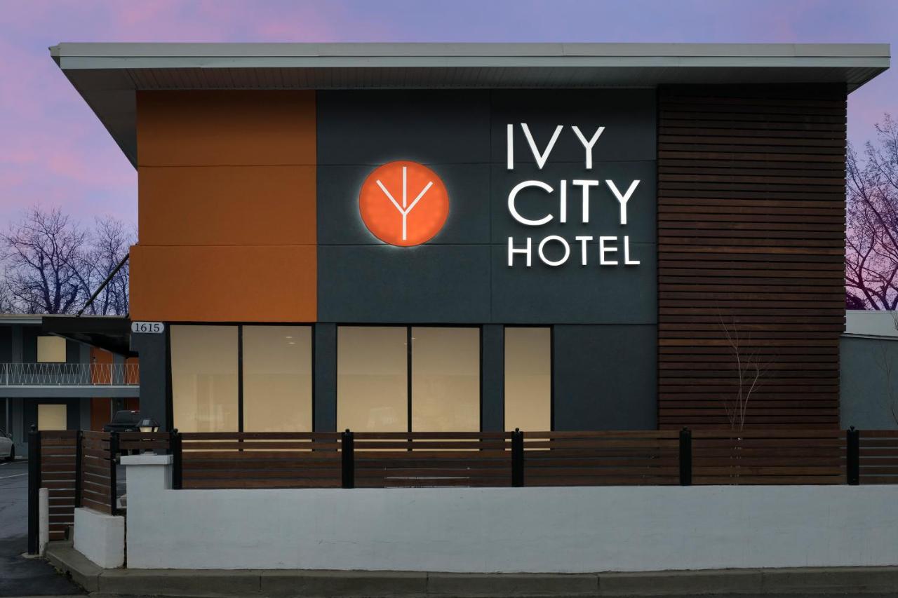 | Ivy City Hotel