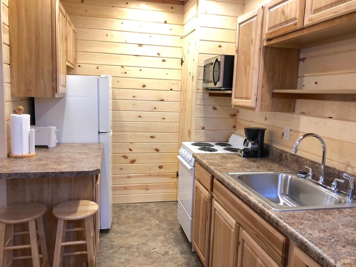 Deluxe Family Suite at Rockerville Lodge & Cabins