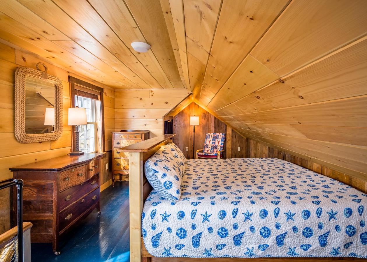 | Beach Cottage Inn