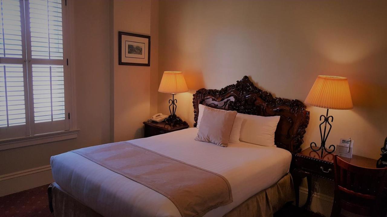 Queen Room at The Monterey Hotel