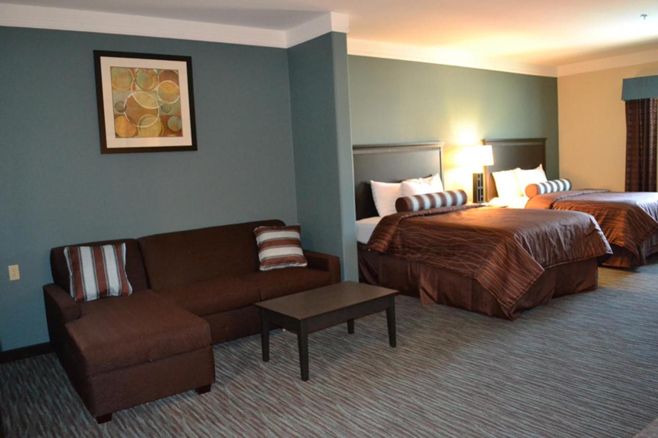 King Suite at Red River Inn And Suites