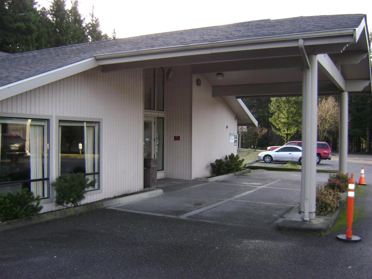 | Edgewick Inn