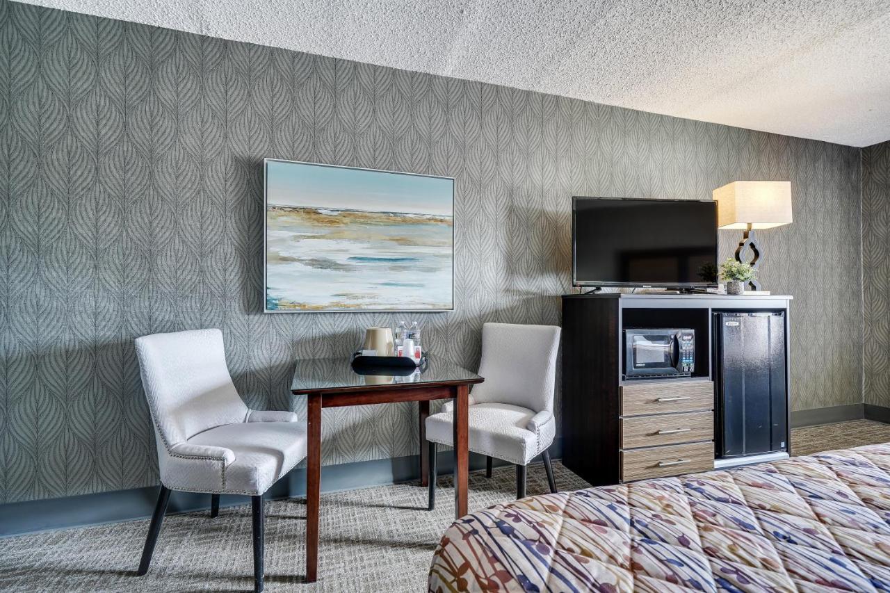 | Blue Creek Inn