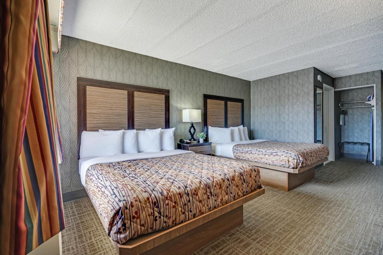 | Blue Creek Inn
