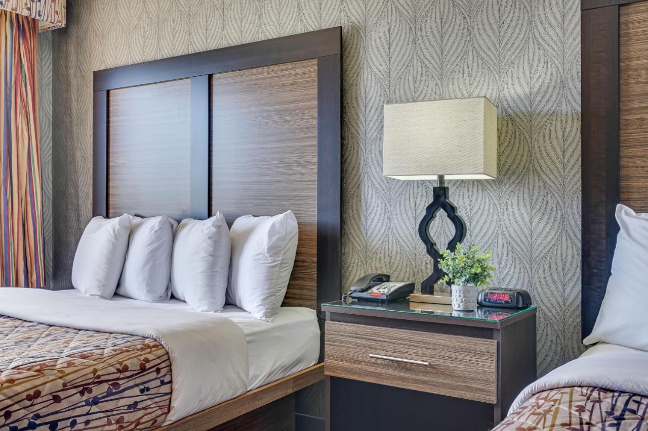 | Blue Creek Inn