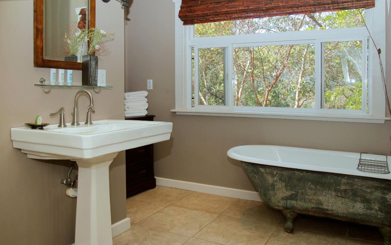 | Coho Cottages
