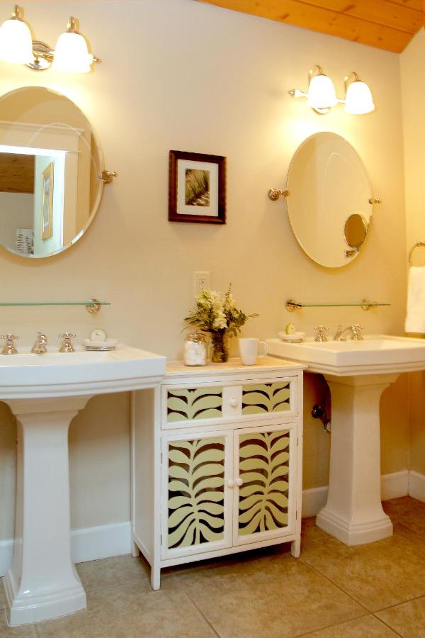 | Coho Cottages