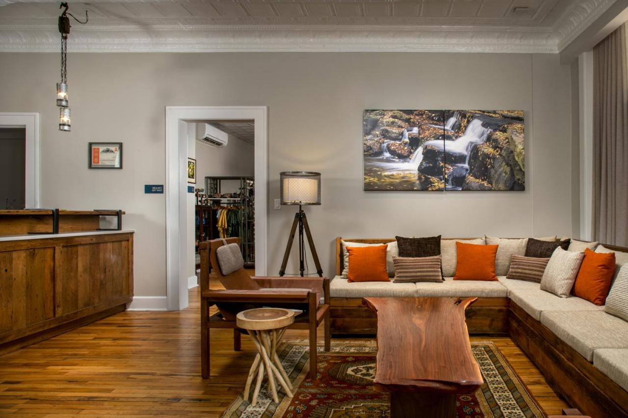 | Western Front Hotel
