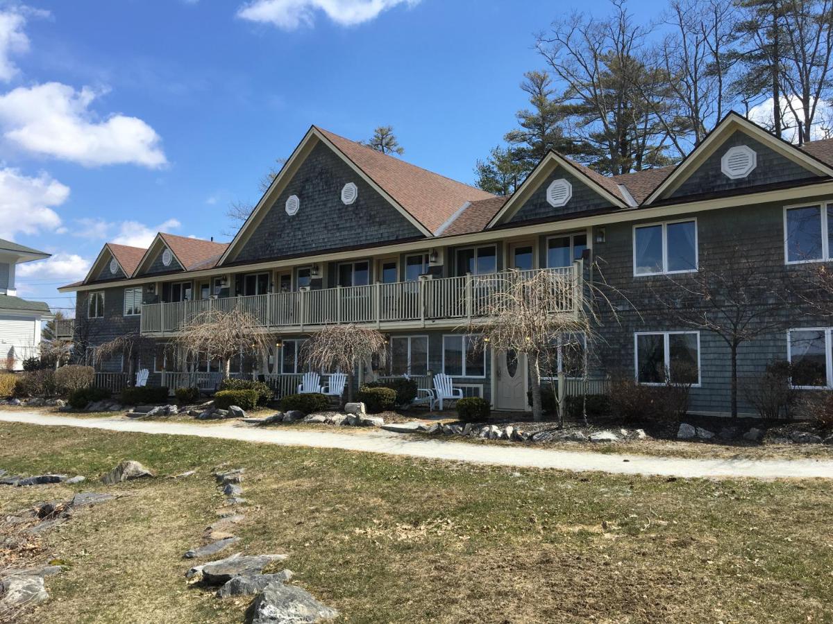 Queen Suite at Sheepscot Harbour Village Resort