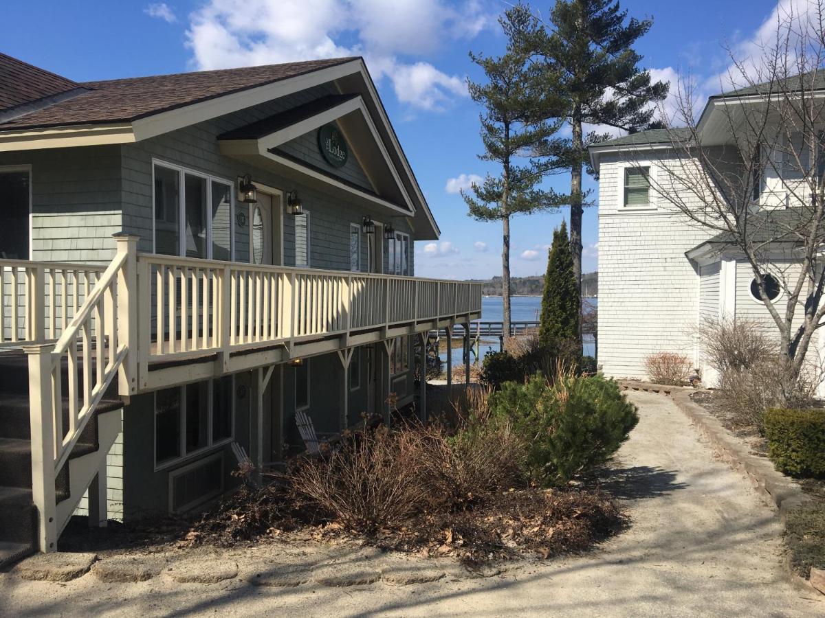 Queen Suite at Sheepscot Harbour Village Resort