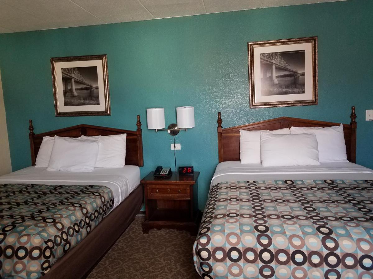 | Red Carpet Inn Rochester
