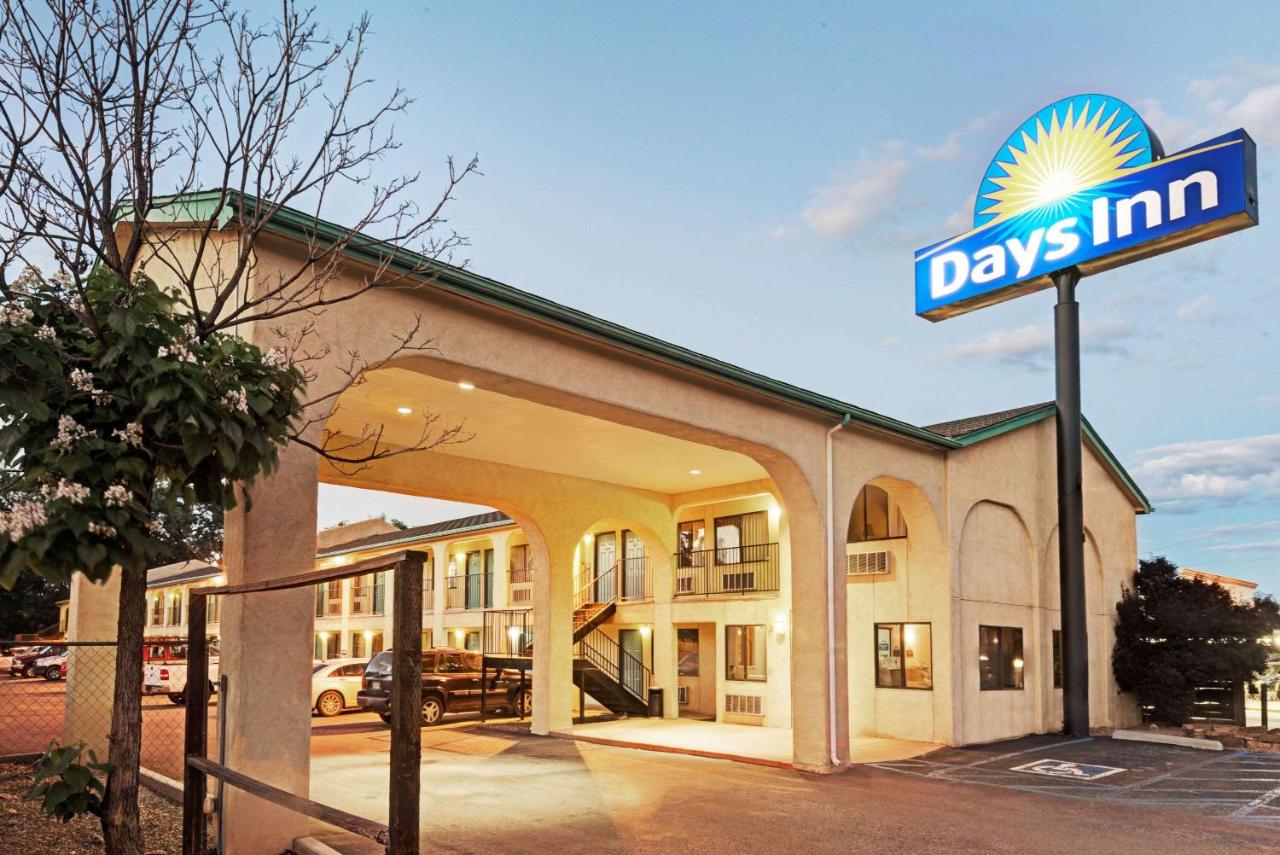 | Days Inn by Wyndham Espanola