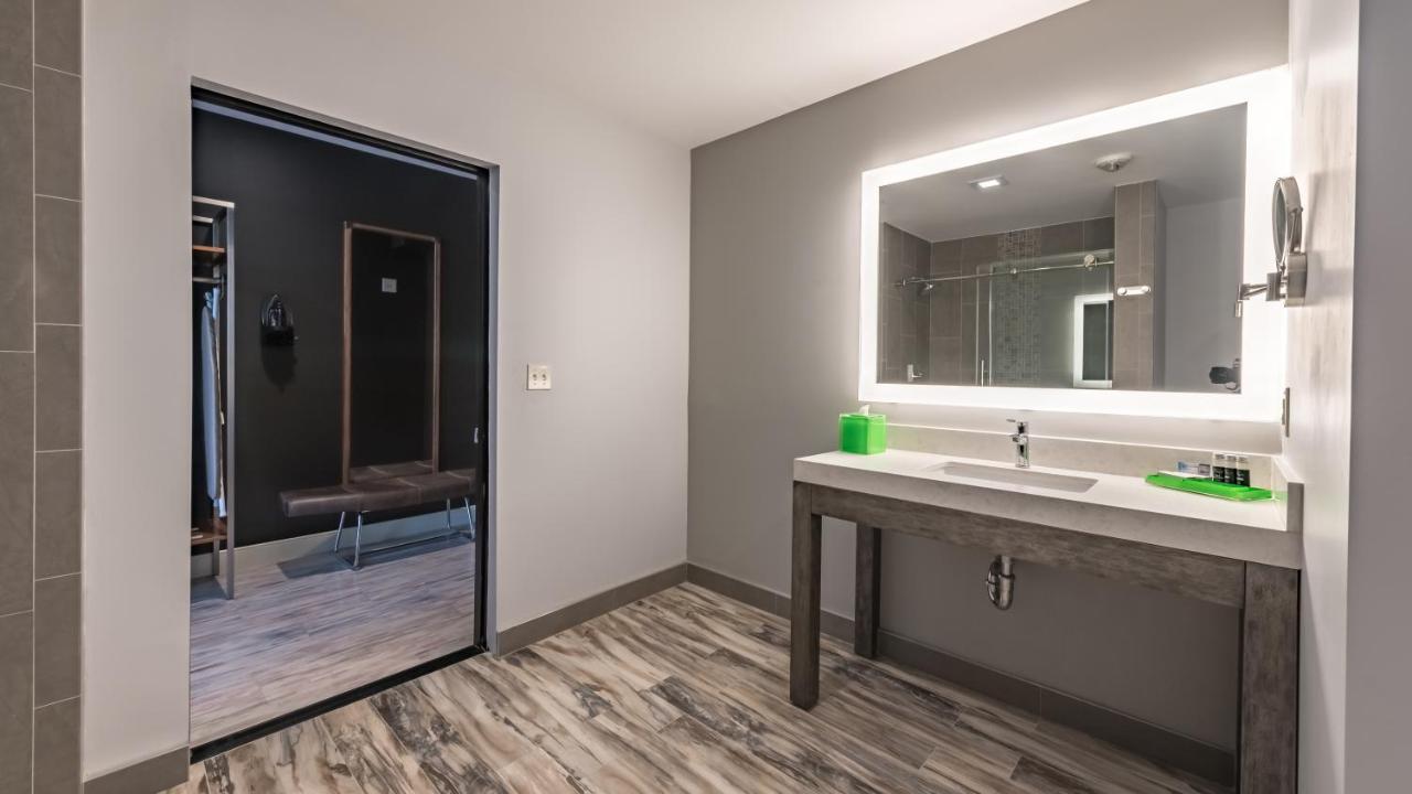  | Lexen Hotel - North Hollywood Near Universal Studios