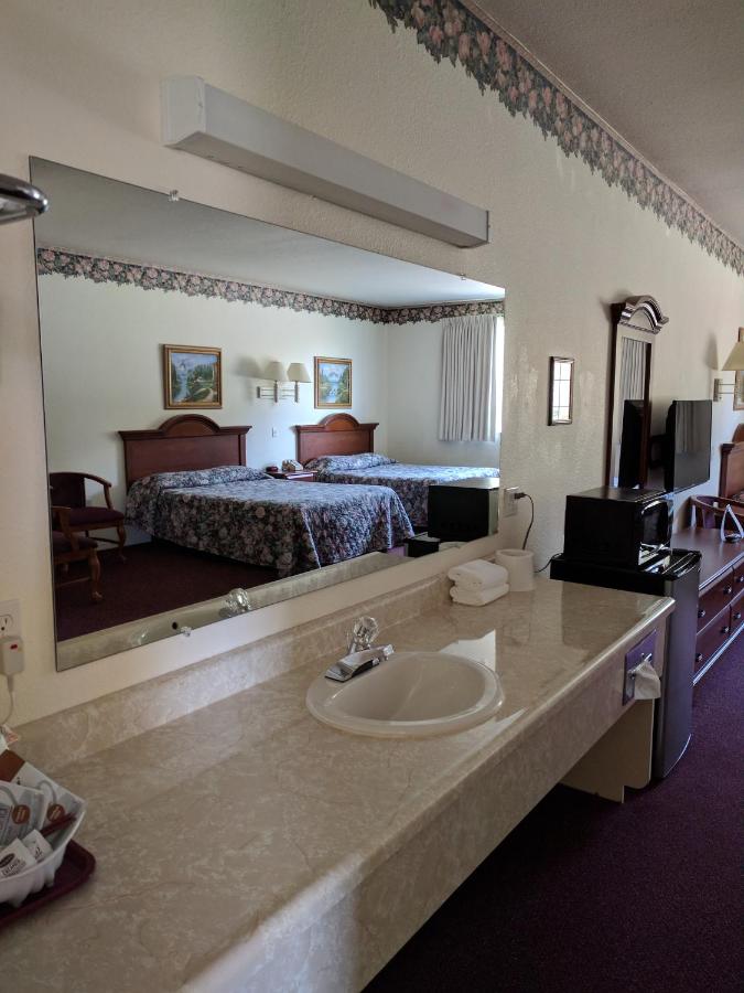 Standard Double Room at Lighthouse Inn