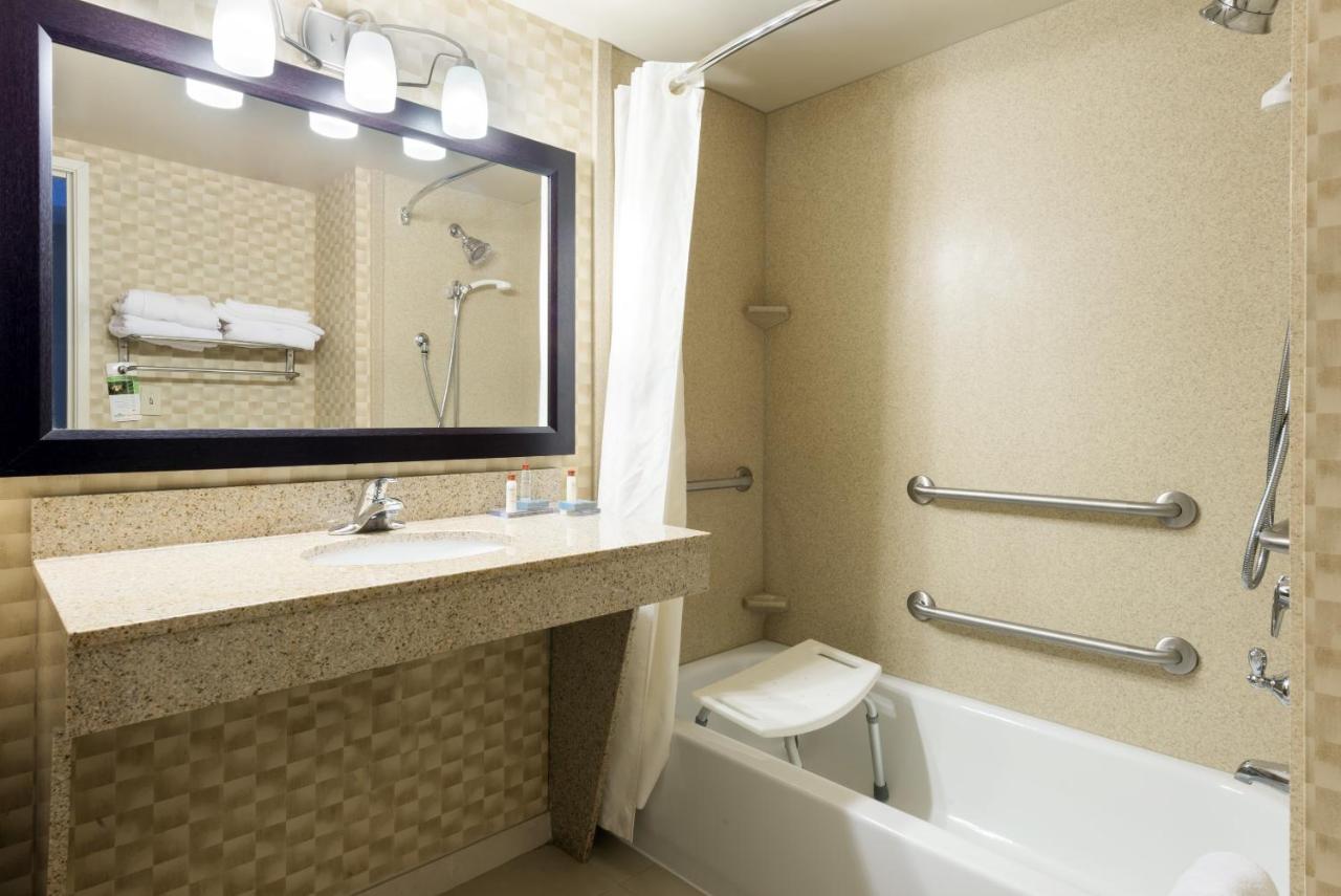 | Wingate by Wyndham Erlanger Cincinnati