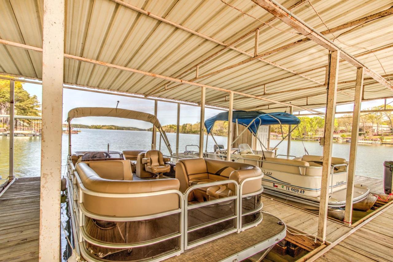 | Long Island Lake Resort