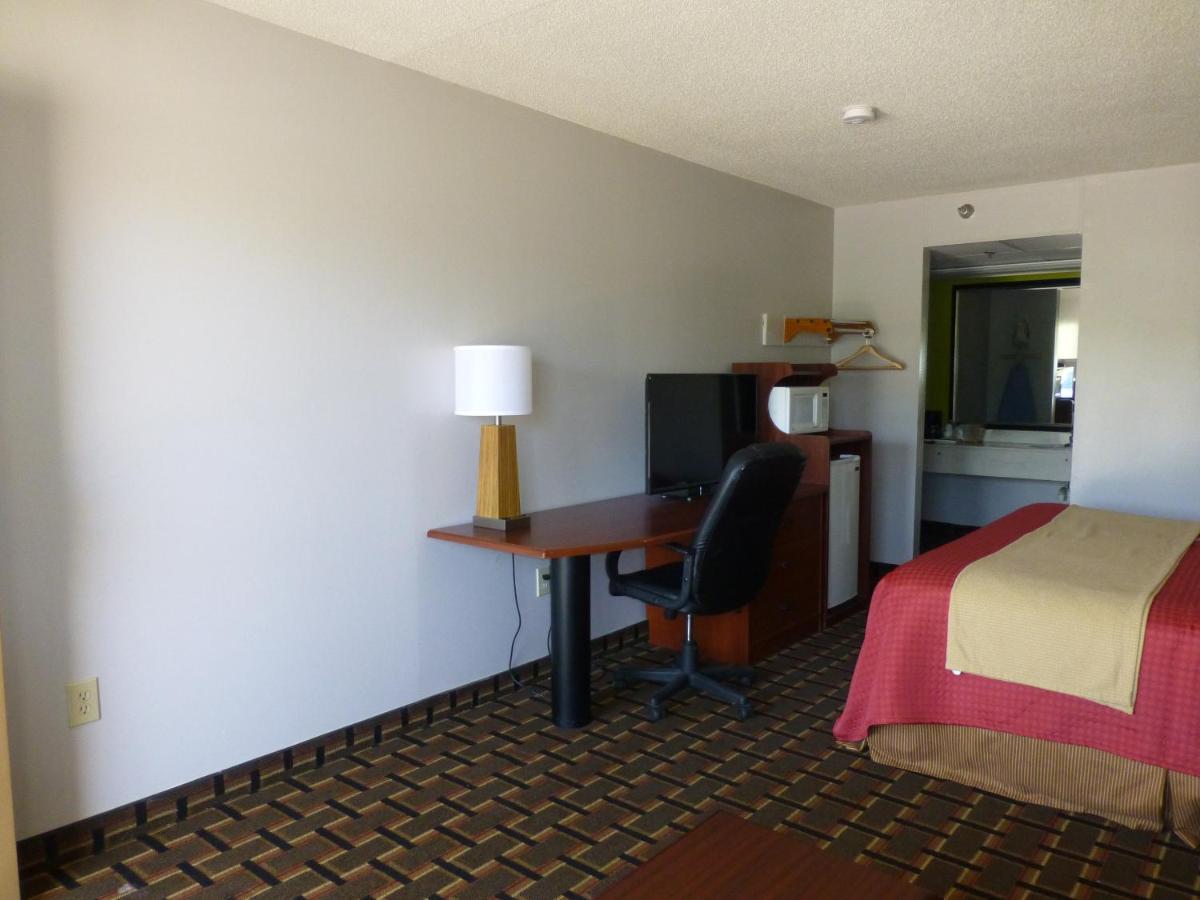 | Coach Inn - Summerville