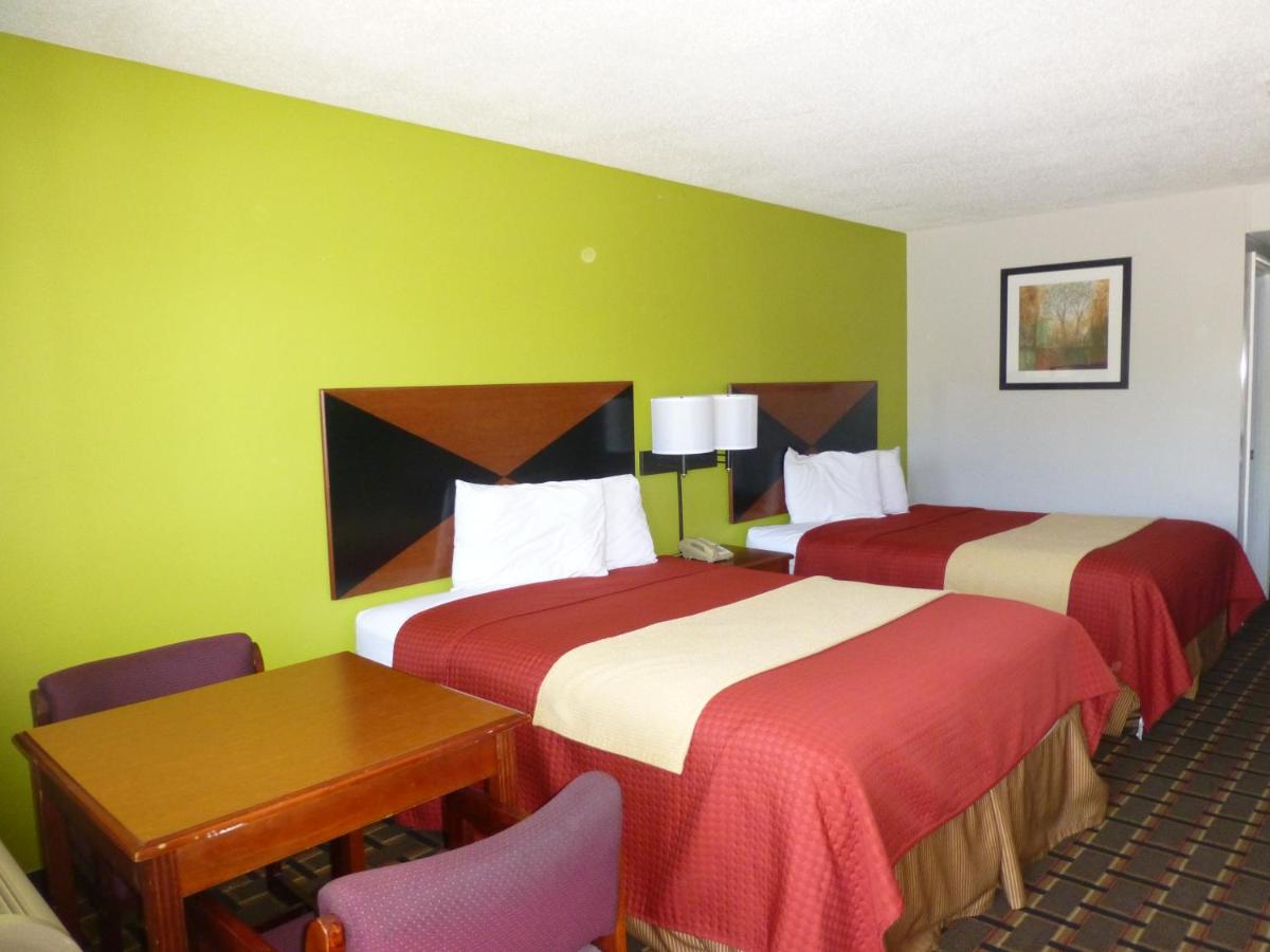| Coach Inn - Summerville