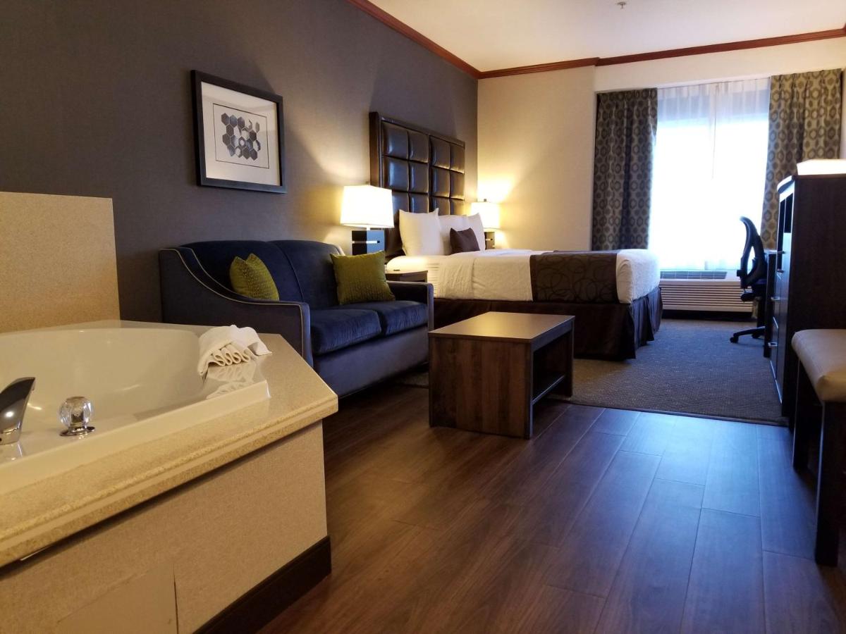 King Room - Non-Smoking at Best Western Plus Northwind Inn & Suites