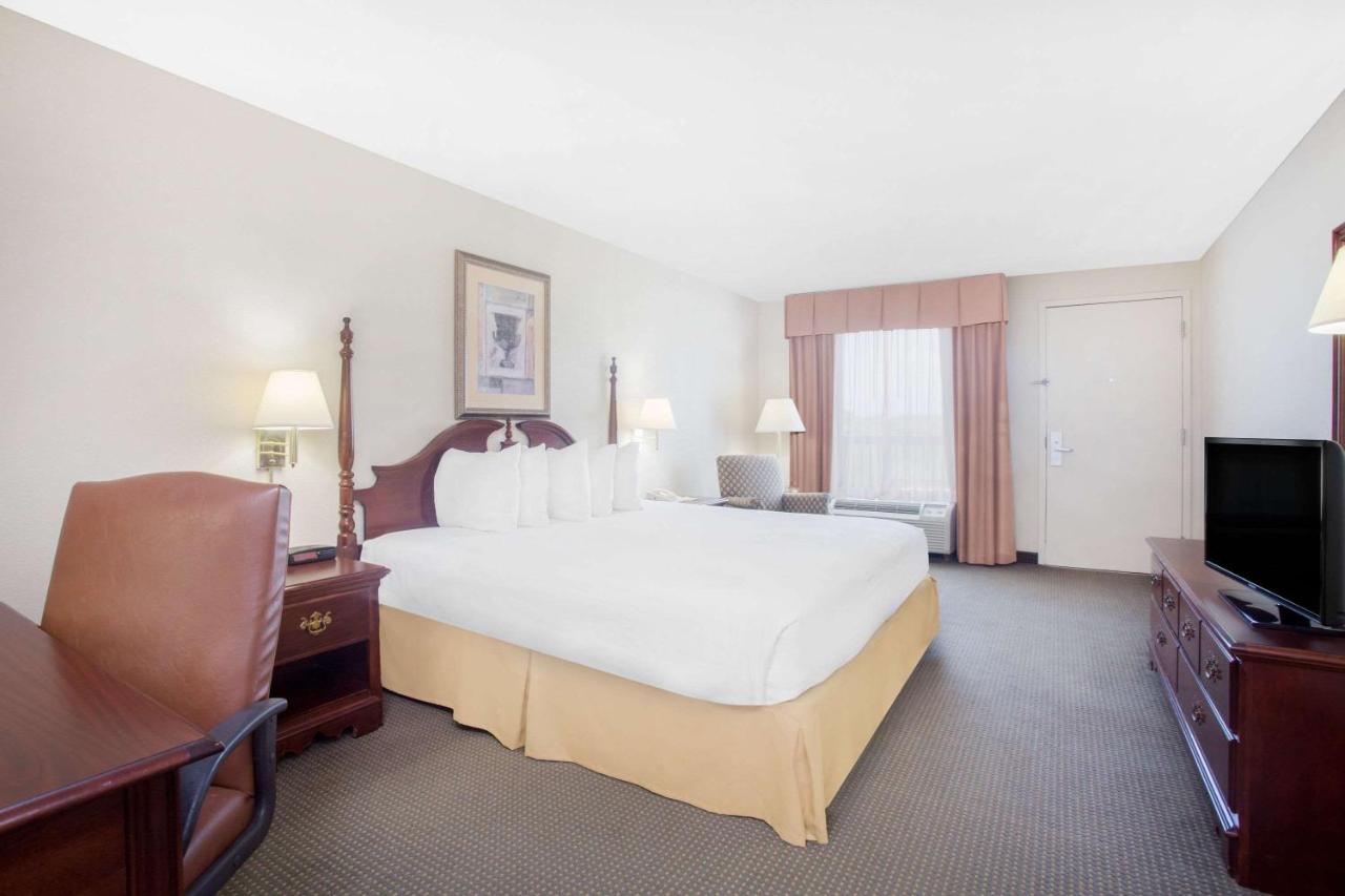 | Days Inn by Wyndham Metter
