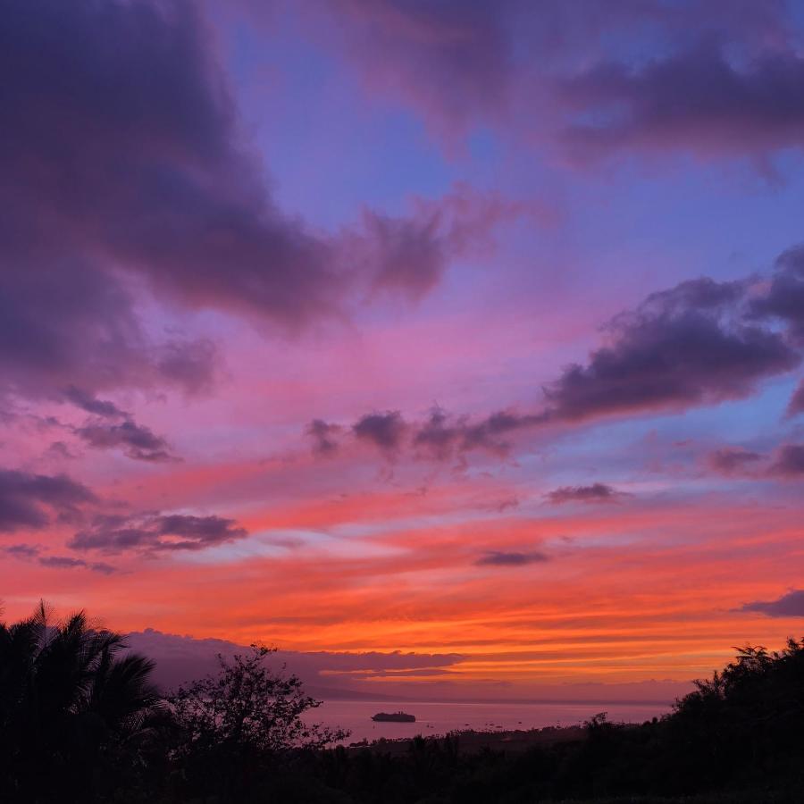 | Ho'oilo House