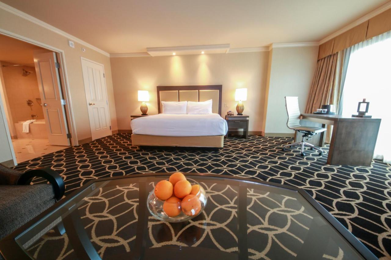 Junior Suite at Hollywood Casino & Hotel St. Louis