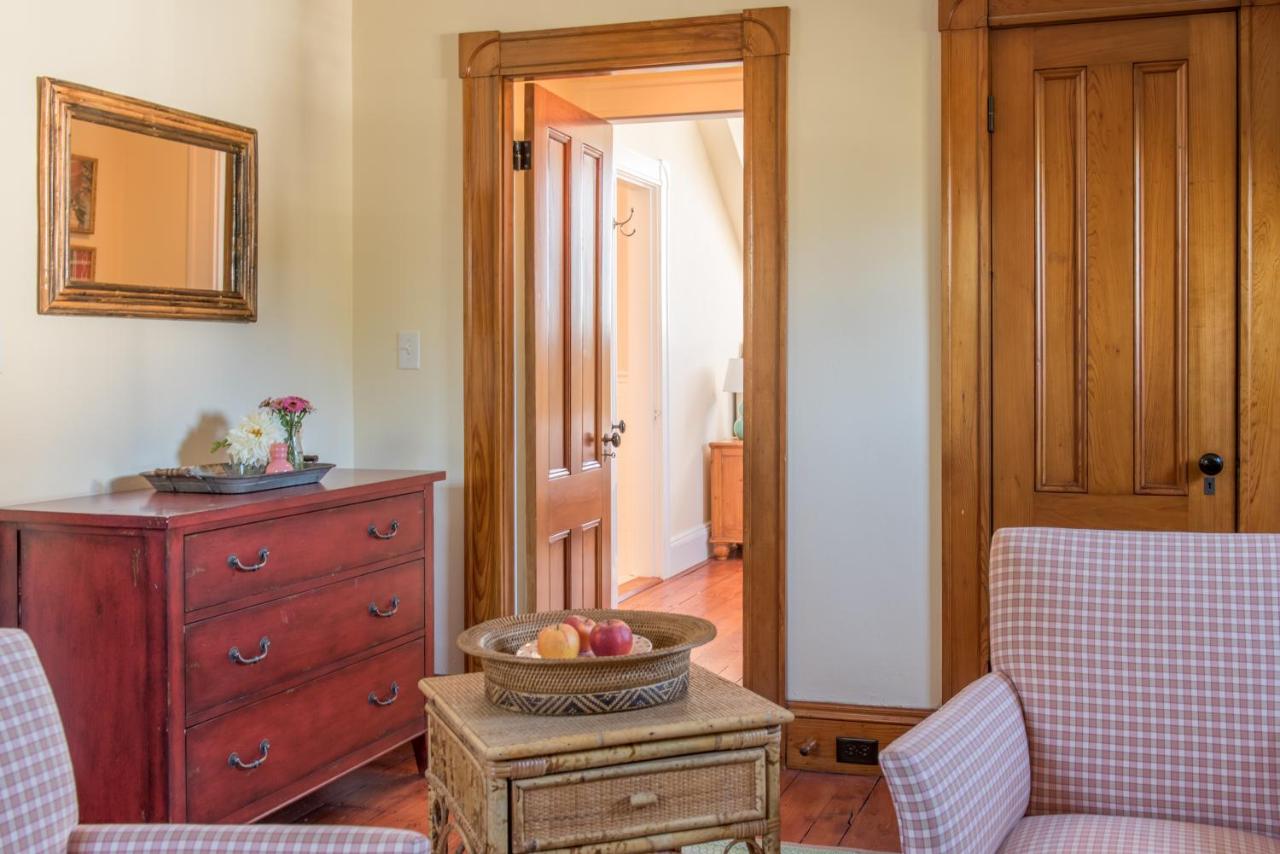 | Margin Street Inn