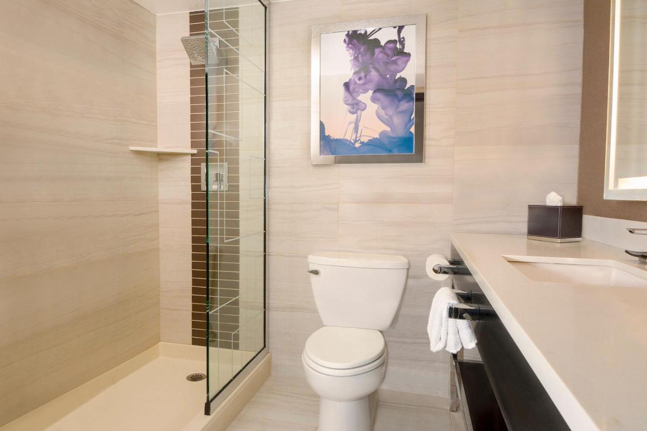 NEW ROOM - South Tower | Premium | 1 King | Non Smoking at Harrah’s Laughlin Beach Resort & Casino - A Caesars Rewards Destination