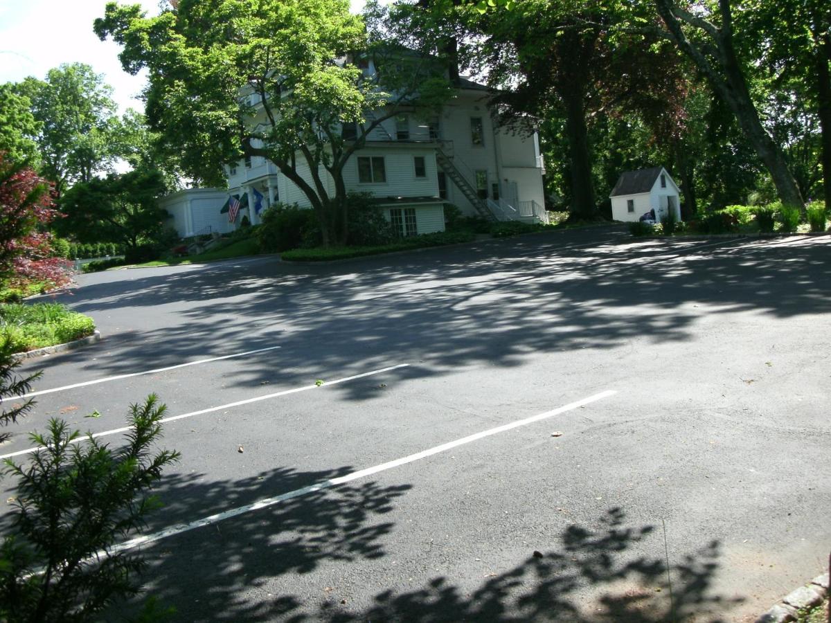 | Stanton House Inn