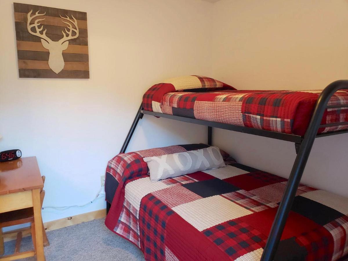 Junior Suite at Rockerville Lodge & Cabins