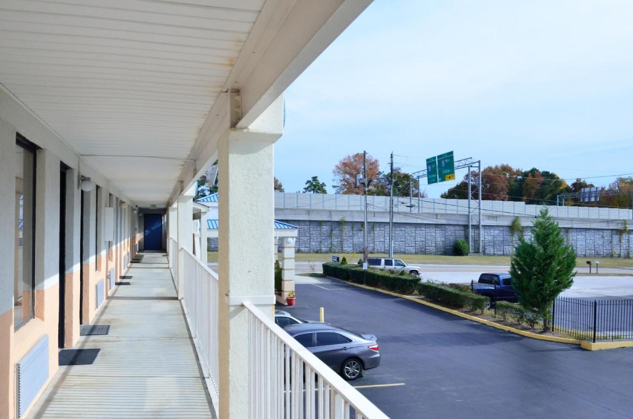 | Rodeway Inn Augusta West
