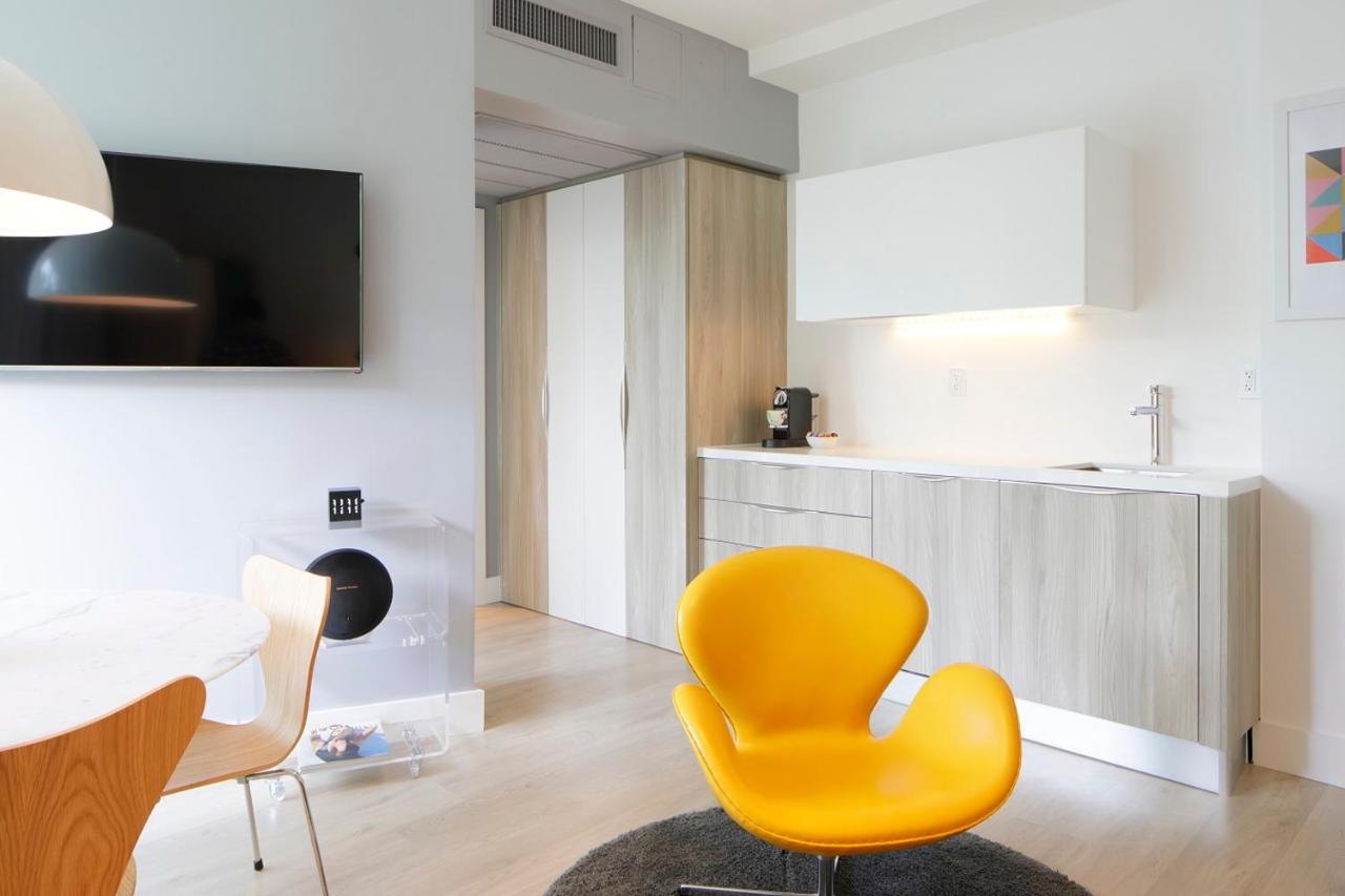 Corner One-Bedroom Suite with Standing Balcony at ABAE Hotel by Eskape Collection