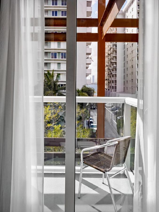 Skyline One-Bedroom Suite with Balcony at ABAE Hotel by Eskape Collection