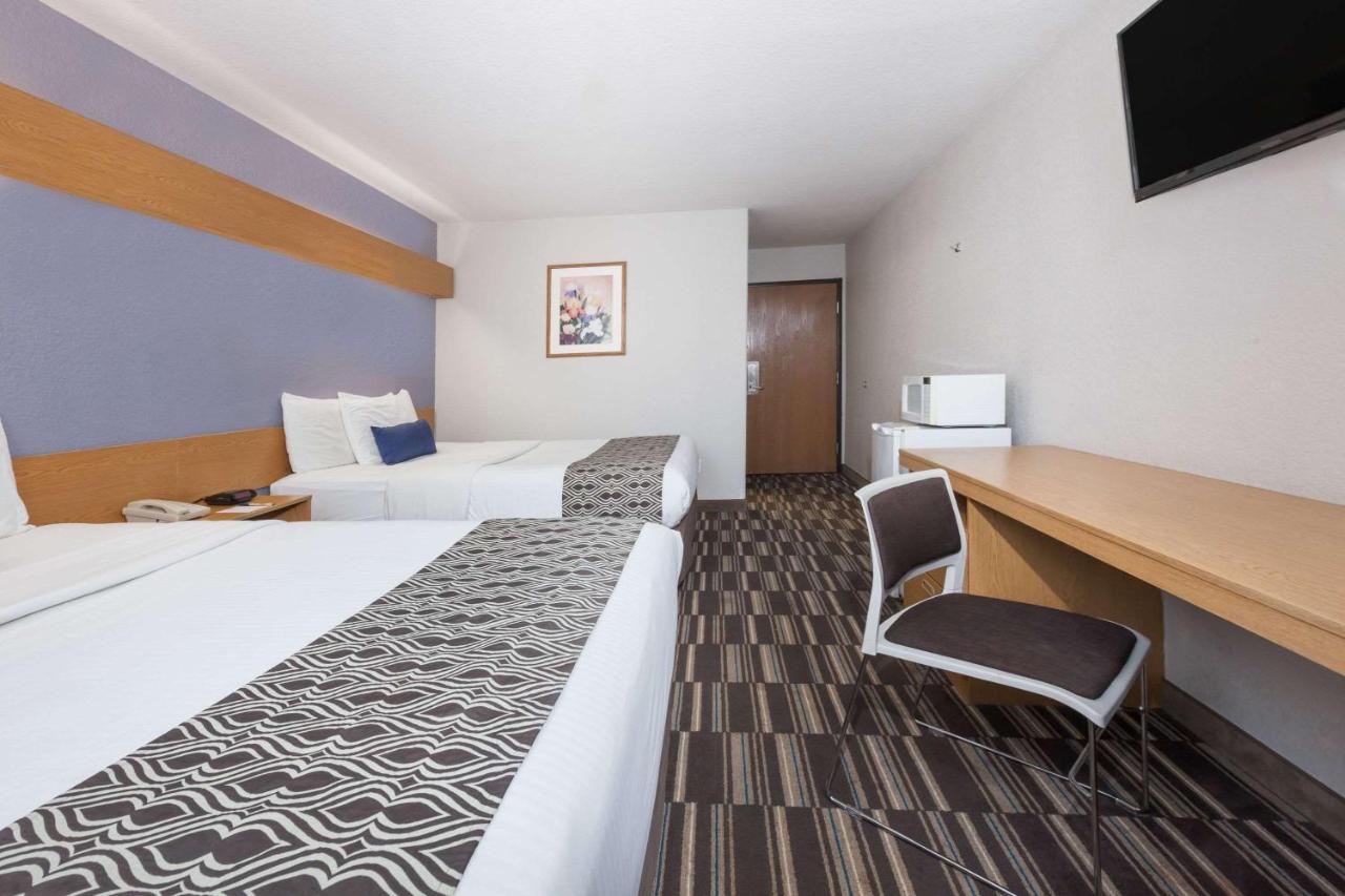 Queen Room with Two Queen Beds - Disability Access/Non-Smoking at Microtel Inn by Wyndham Ardmore
