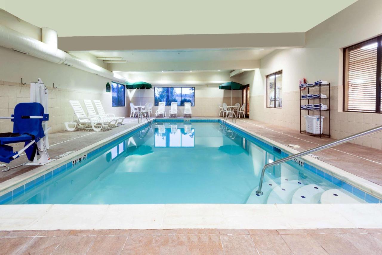 | Wingate by Wyndham Erlanger Cincinnati