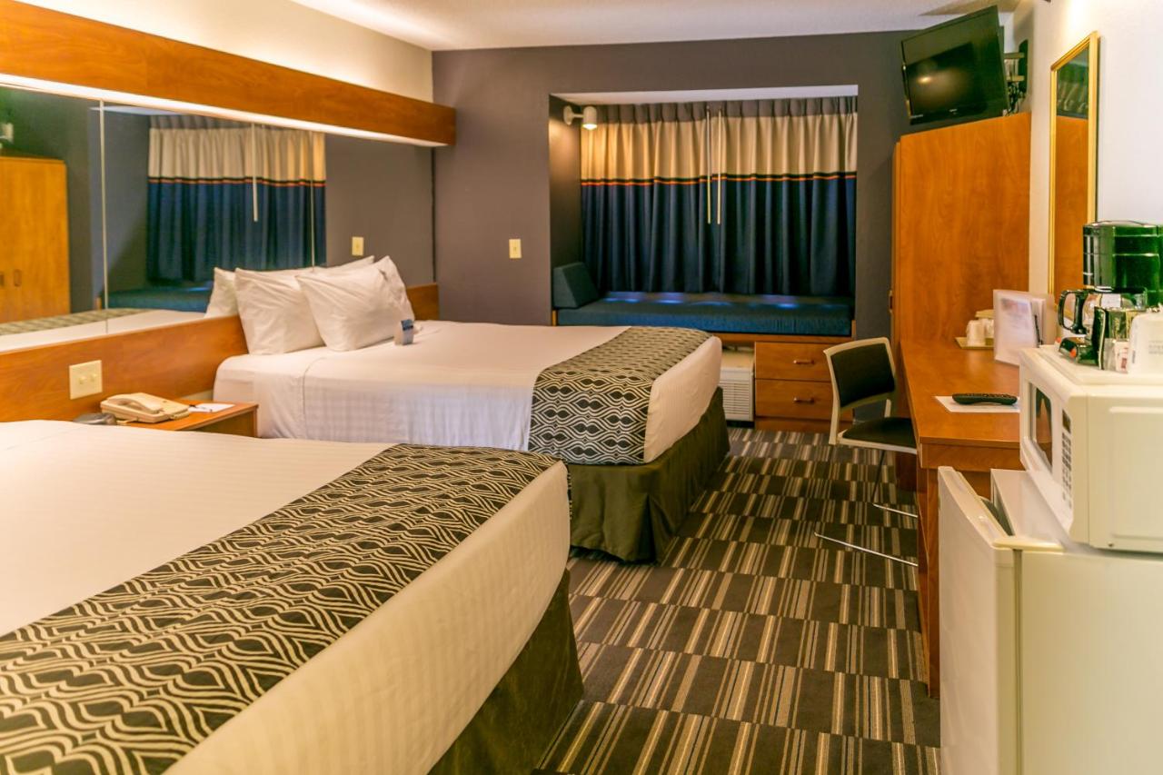 Queen Room with Two Queen Beds - Disability Access/Non-Smoking at Microtel Inn & Suites by Wyndham Inver Grove Heights/Minneap