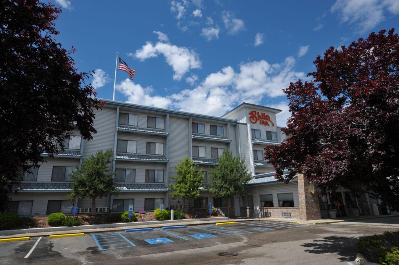 | Shilo Inn Suites Hotel - Nampa Suites