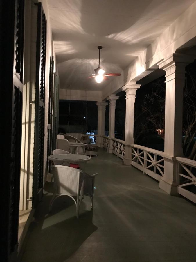 | Canemount Plantation Inn